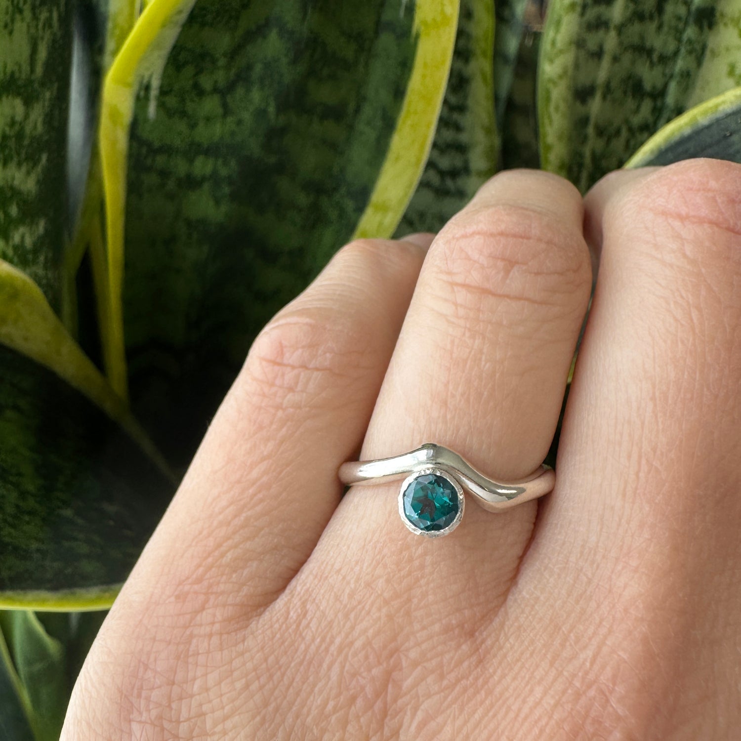 Tidal Gem Ring  - Teal Topaz - Size 8