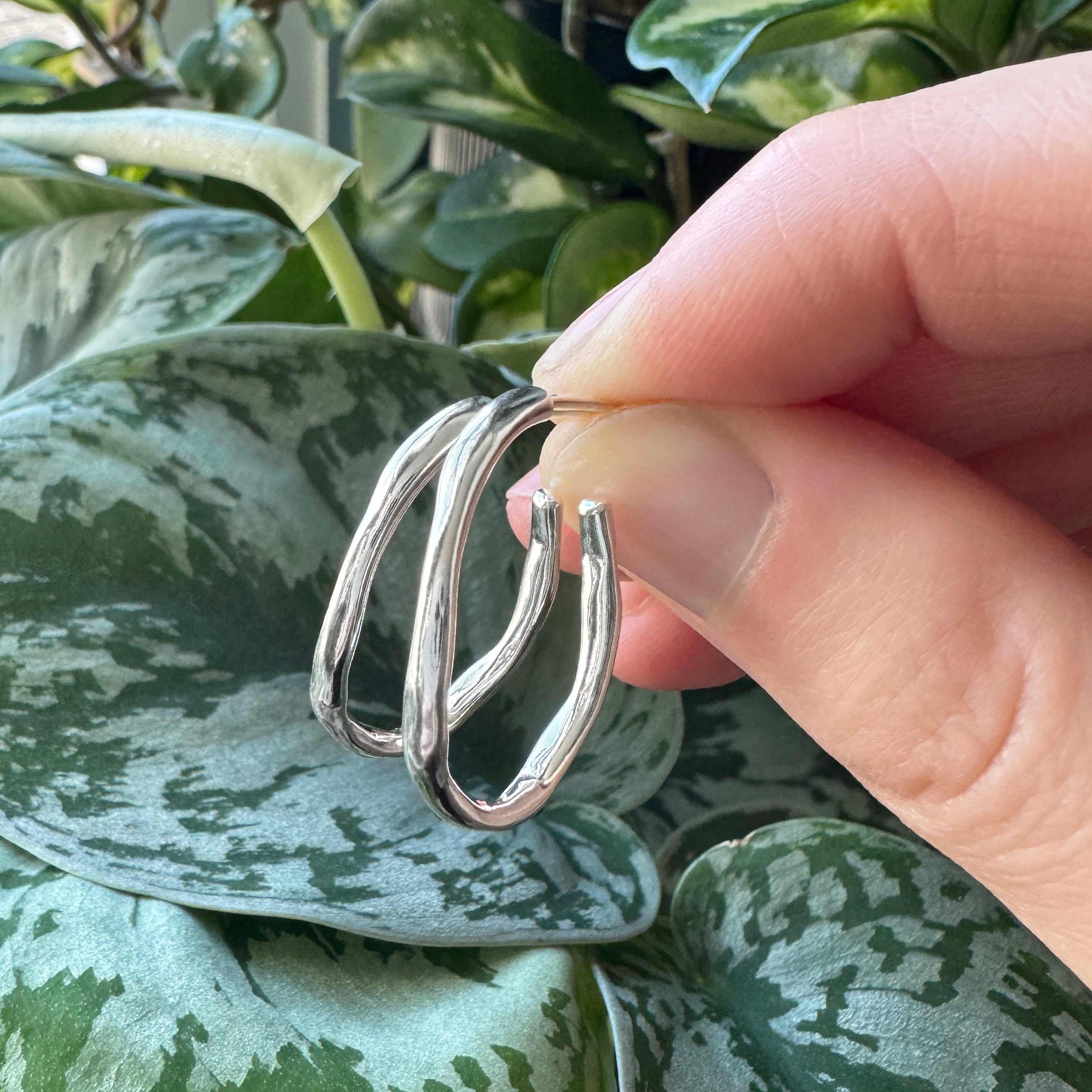 Tidal Oval Hoop Earrings - Bright Sterling Silver