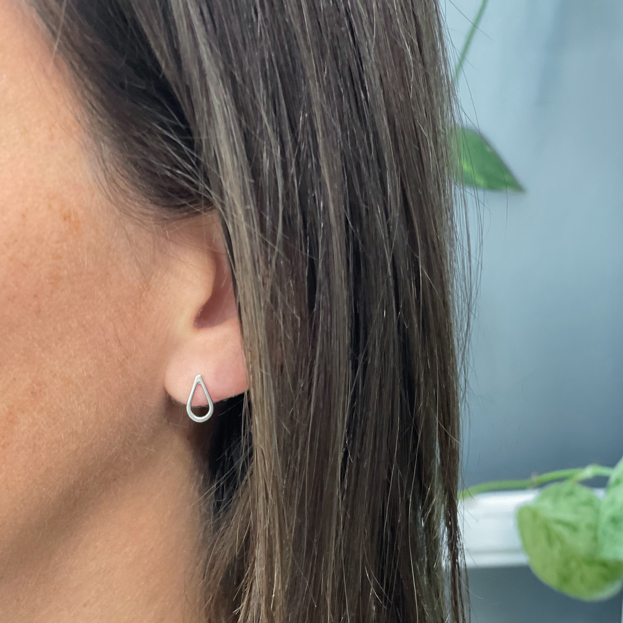 Teardrop Studs - Mini - Dark Sterling