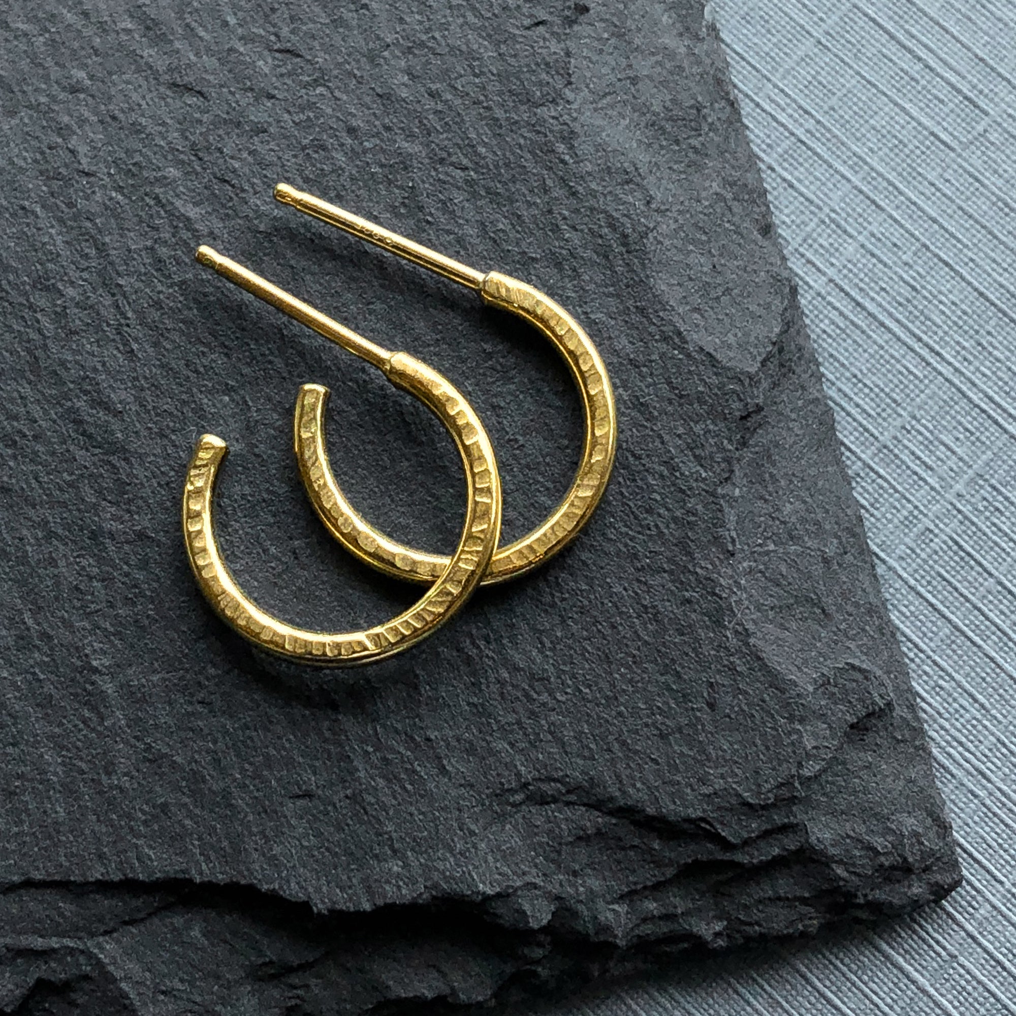 Faceted Hoops - Vermeil