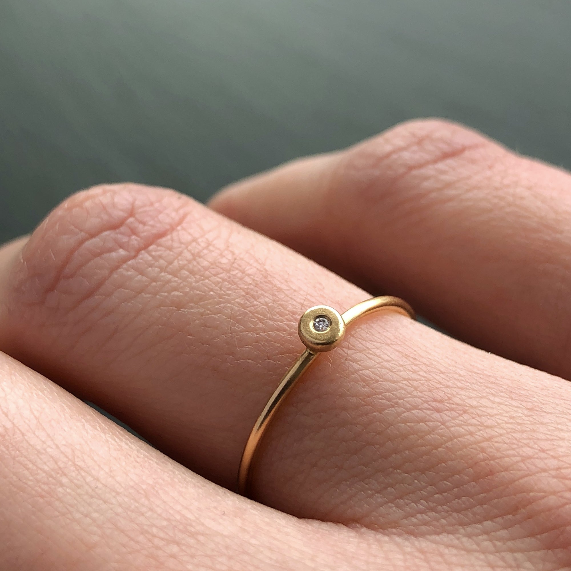 Starlight Ring Tiny - 14K Yellow Gold & Diamond